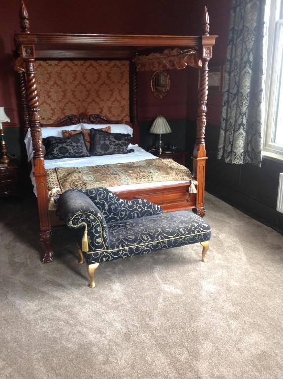 Bed and Breakfast The Retreat Castle à Bonnyrigg Extérieur photo